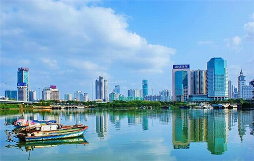 美人尖下巴是什么意思（美人尖和美人下巴哪个好）